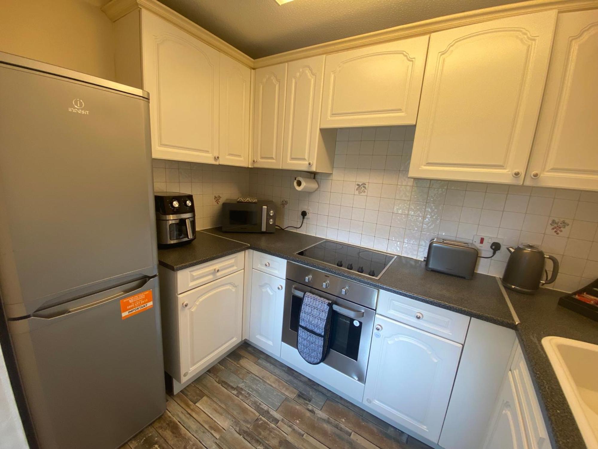 Lovely 2 Dbl Bed Apartment Near Heaton Park And North Manchester Hospital With Parking Экстерьер фото